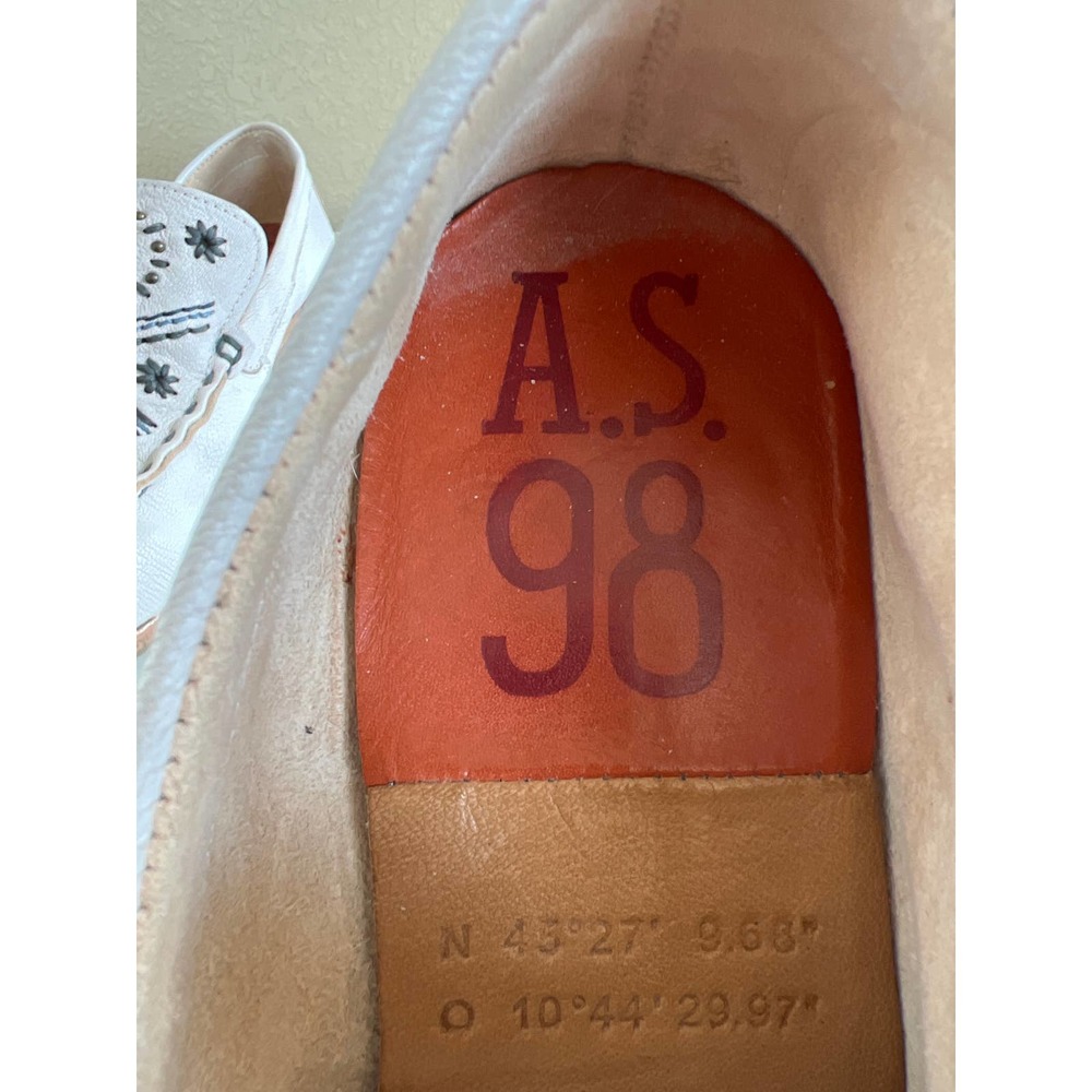 A.S.98 White Embroidered Loafers - Picture 8 of 10